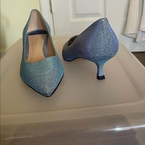 Stuart Weitzman Womens Tippi 45 Iceblue Nighttime Pumps
